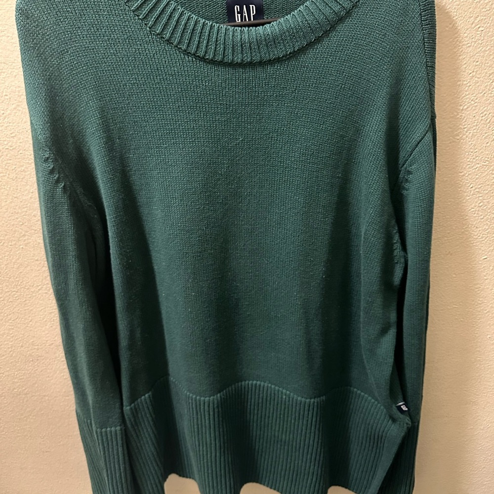 GAP Women's Forest Green Crew Neck Sweater